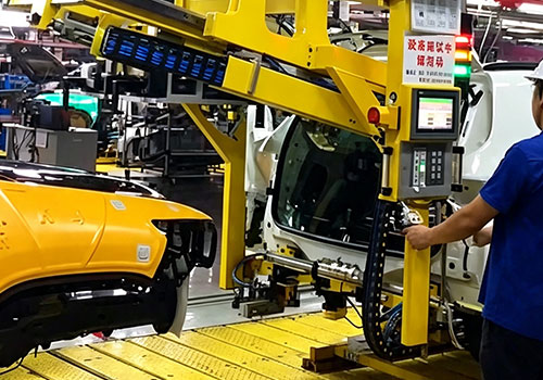 Semi-Auto PHEV Battery Manipulator