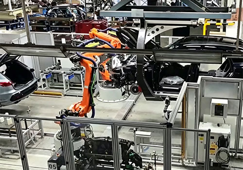 Auto FEM ASSY Robot Station